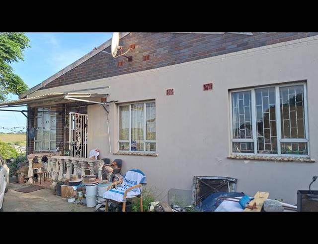 3 BEDROOM HOUSE FOR SALE IN CRAIGIEBURN